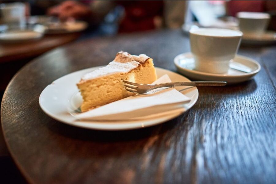 Leipzig: 3 dangerously delicious hours in Eisenbahnstraße - Is $82 fair for the experience?