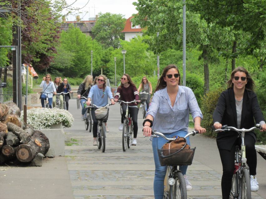 Leipzig: 3-Hour Guided Bike Tour - Key points at a glance