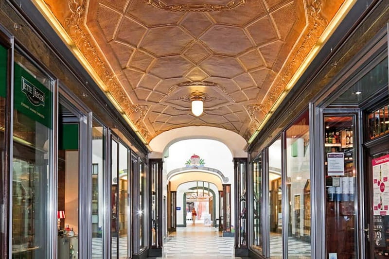 Leipzig: Courtyards, Houses, Trade - Passage Tour in German - Key points at a glance