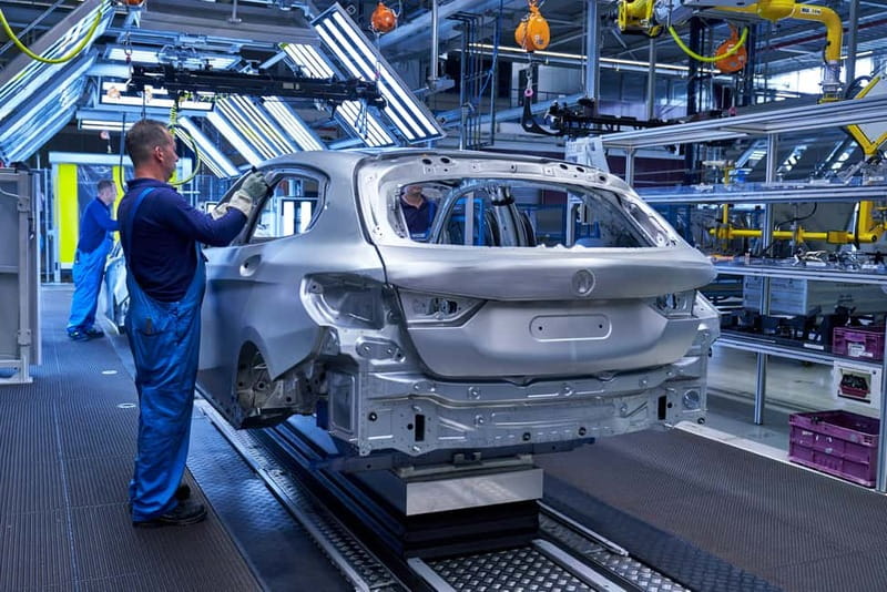 Leipzig: Exclusive BMW & MINI Behind-the-Scenes Factory Tour - Architecture and industry in the same experience