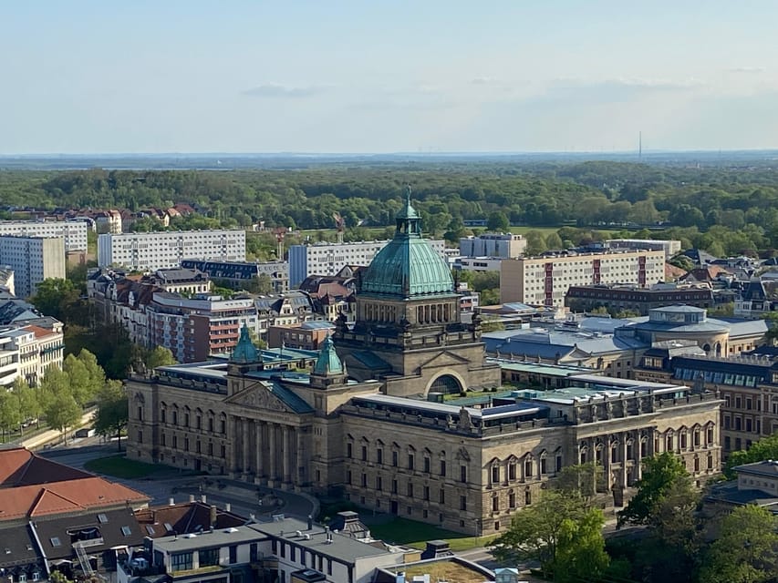 Leipzig: Guided tour of the Federal Administrative Court - The dome hall and the power of scale