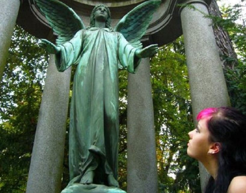 Leipzig: Guided Tour of the Southern Cemetery - Why Leipzig’s South Cemetery is worth your time