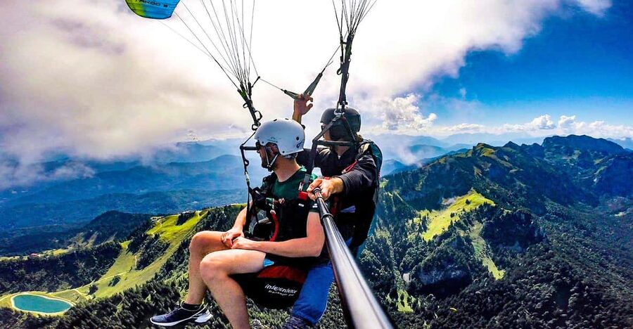 Lenggries: Tandem Paragliding Flight - From Lenggries to the top of Brauneck