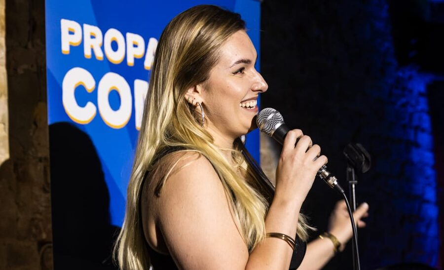 Love in Berlin Comedy Show - The pre-show mixer and free welcome shot