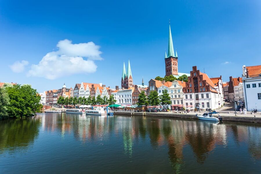 Lübeck: 1-Hour Splash Bus City Tour - Starting on Lübeck’s streets