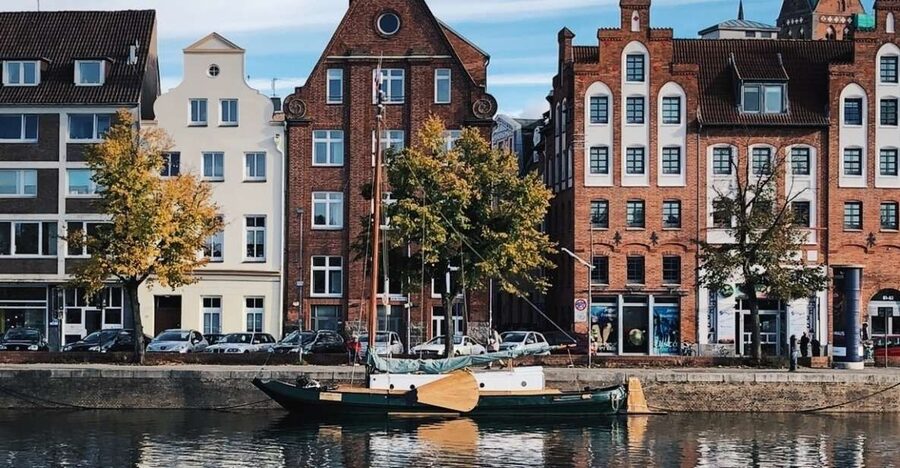 Lübeck: Architecture and Local Craft Private Guided Tour - Key points to know before you book