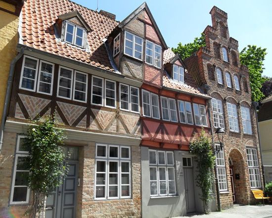 Lübeck: Hanseatic League History Walking Tour - From salt storehouses to the Trave Harbour