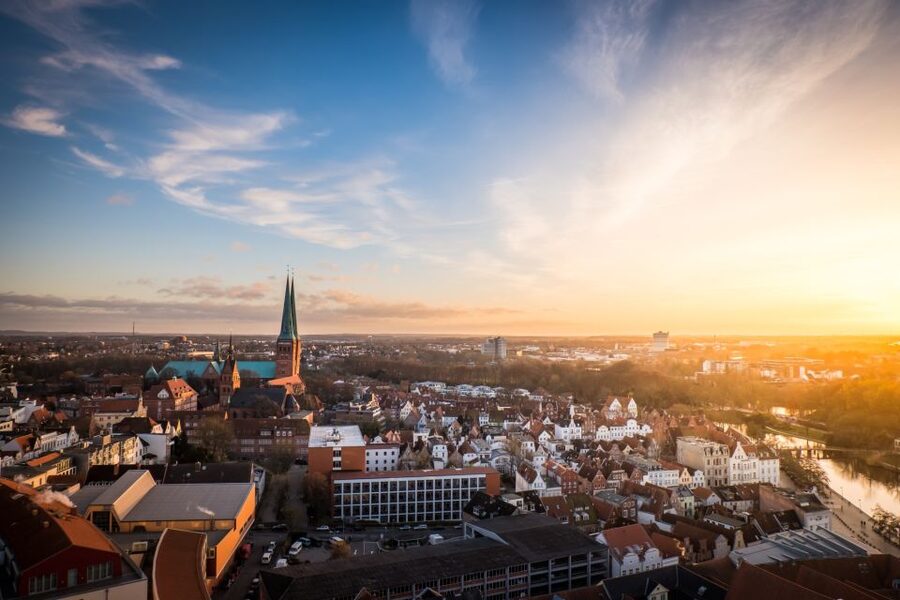 Lübeck: Old Town Highlights Private Walking Tour - Key points to know before booking