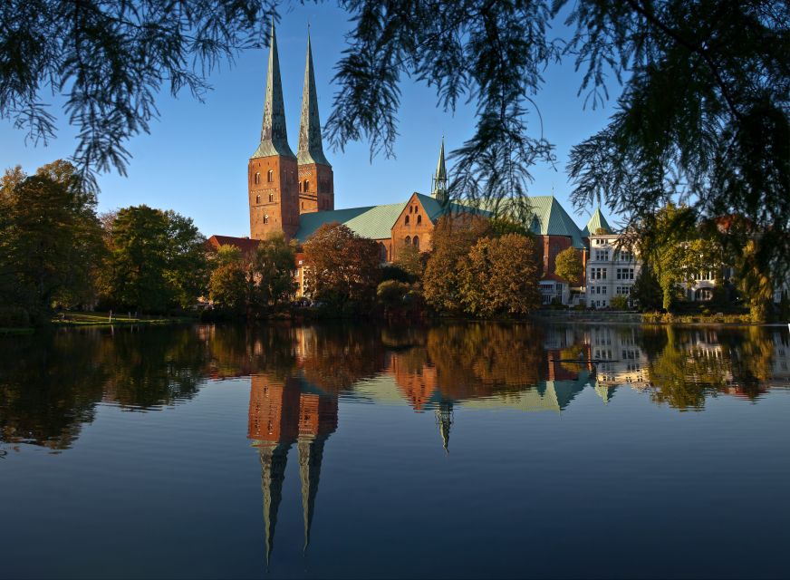 Lübeck: Old Town Highlights Private Walking Tour - St. Jakobi and Lübeck’s maritime character