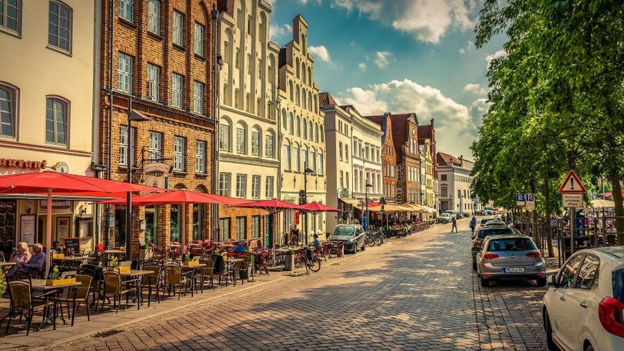 Lübeck: Private Historical and Architectural Walking Tour - Starting beneath the Holsten Gate
