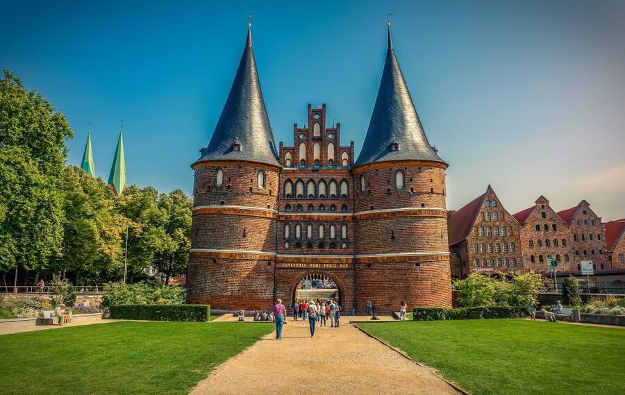 Lübeck: Private Historical and Architectural Walking Tour - Who should book this Lübeck walk?