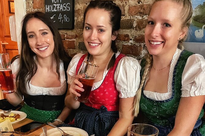 Lunch Like a Local: Munich's ORIGINAL Viktualienmarkt Food Tour - Starting at Marienplatz at 11 a.m.
