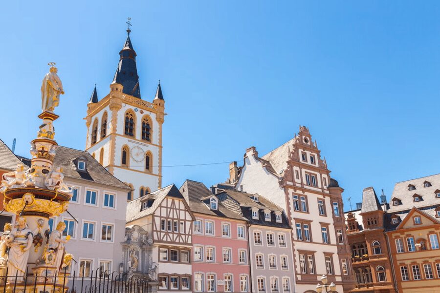 Luxembourg to Trier: Tour of Germany's Oldest City. - Two hours around Market Square