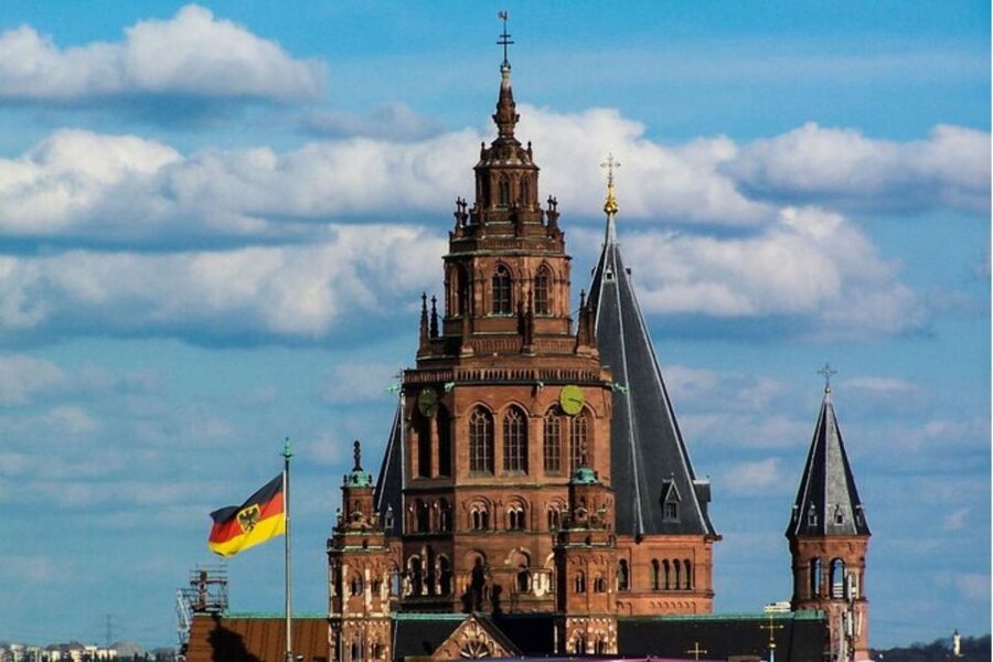 Mainz: Private custom tour with a local guide - Starting in Mainz and setting the route