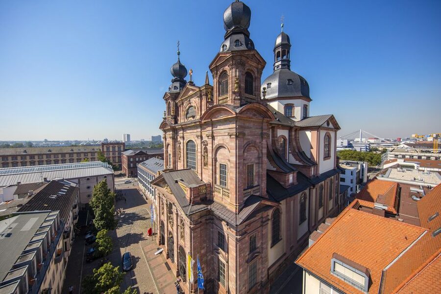 Mannheim, guided costume tour: Tour with Night Watchman - Carl Theodor and Mannheim’s rise as a residence