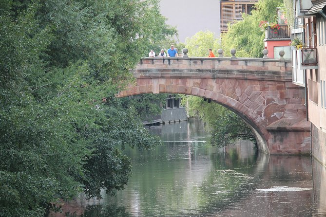 Medieval Tour in Nuremberg in Spanish - Heilig-Geist-Spital brings in Till Eulenspiegel