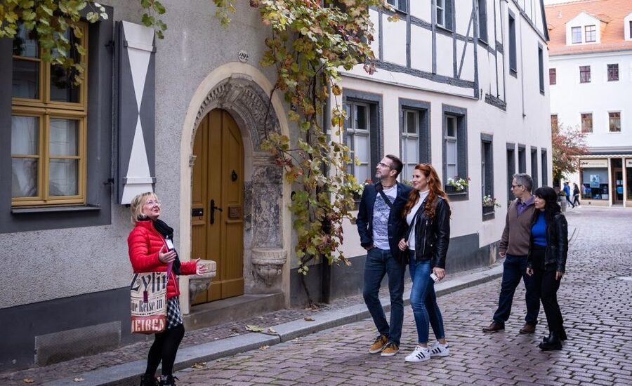 Meißen: Guided Walking Tour - Meißen Cradle of Saxony - Renaissance town houses and old canons’ courts