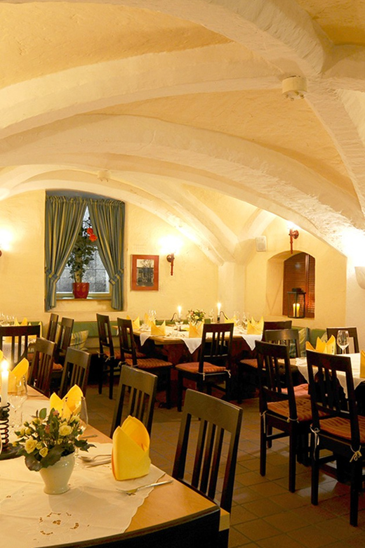 Munich: 3-Hour Culinary Nightwatch Tour - The tavern meal gives the tour a sturdy beginning