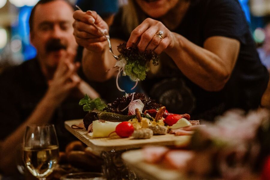 Munich: Beer and Food Tour with Dinner & Oktoberfest Museum - Key points to know before booking