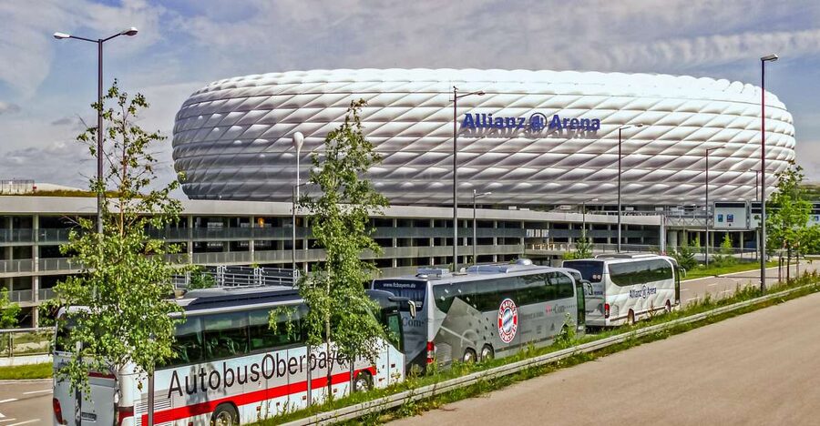 Munich: City Bus Tour & FC Bayern Munich Allianz Arena Tour - Starting at Karlsplatz and seeing Munich by bus