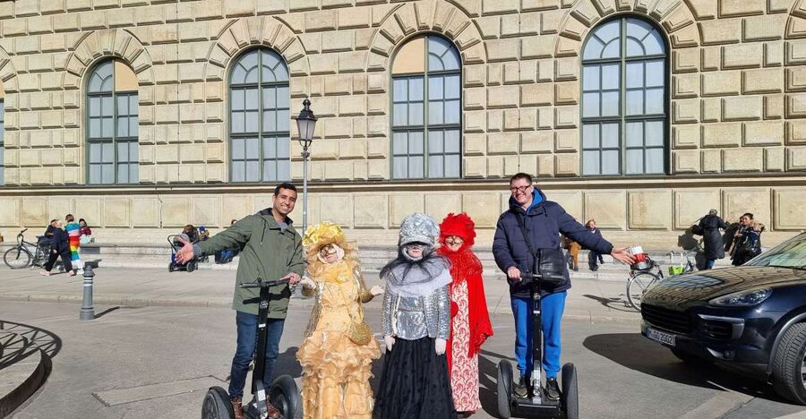 Munich: City Highlights Guided Segway Tour - Hofgarten and Siegestor