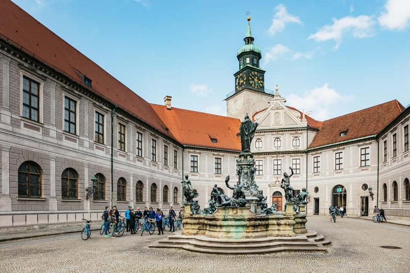 Munich: Classic Guided City Tour by Bike (English Tour Only) - Why a Munich bike tour works so well
