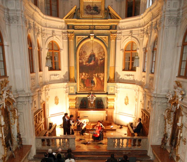 Munich: Concert in the Court Chapel of the Residenz - The concert length: one hour or 75 minutes?