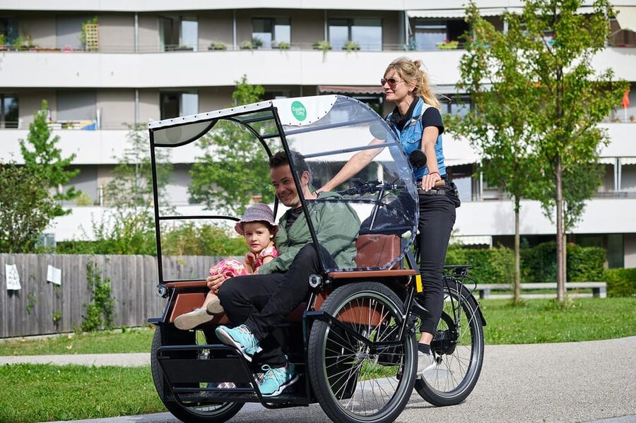 Munich: Day-rent rickshaw and explore Munich yourself - Olympic Park, the easiest first stop