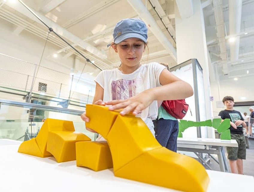 Munich: Deutsches Museum Entry Ticket - Hands-on learning for adults and children