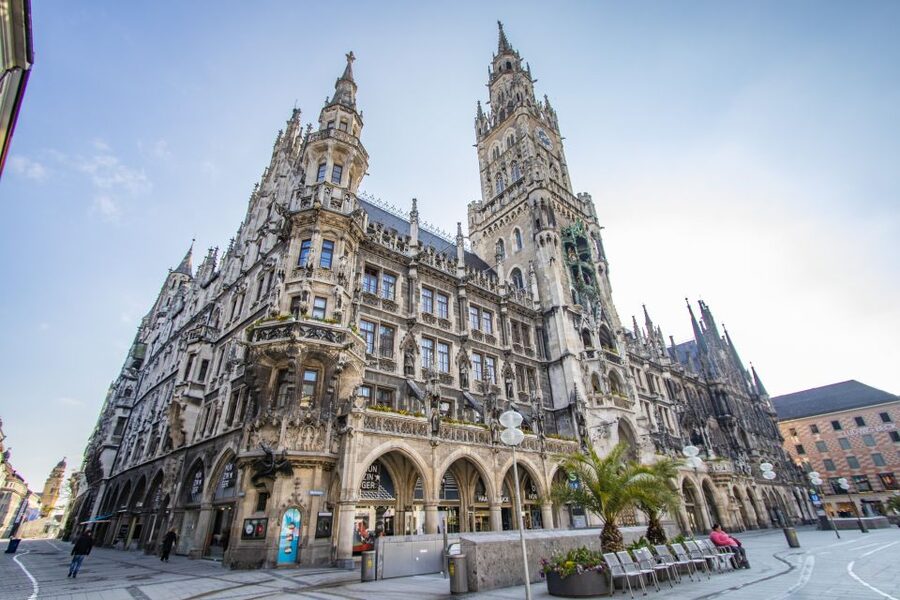 Munich: Express Walk with a Local in 90 minutes - Key points to know before you book