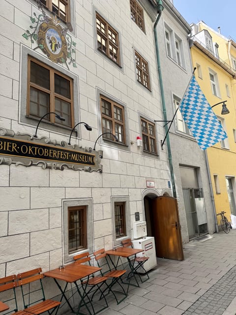 Munich: Guided Food Walking Tour with Beer Tasting - Walking toward Viktualienmarkt