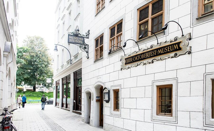 Munich: Guided Food Walking Tour with Beer Tasting - Is $672 good value for the food walk?