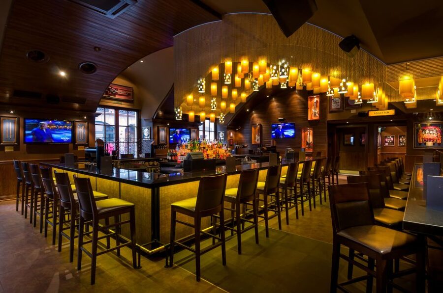Munich: Hard Rock Cafe with Set Menu for Lunch or Dinner - Is $33 a good value?