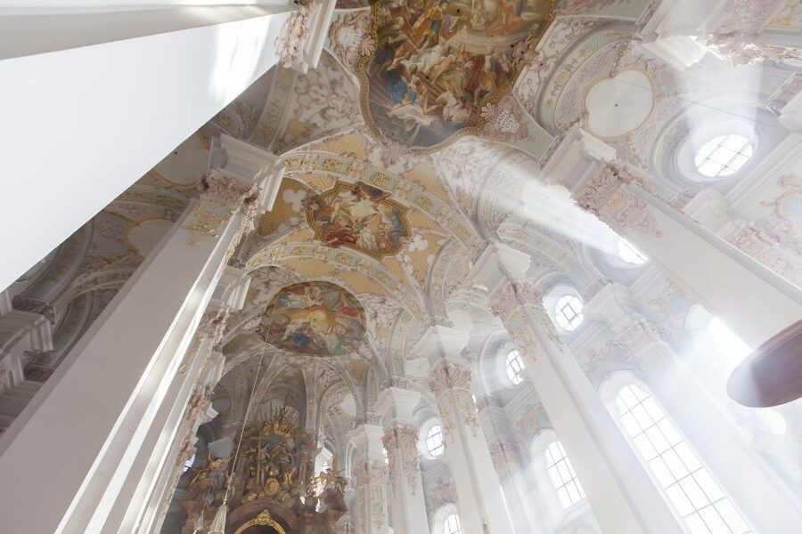 Munich: Highlights Private Bike Tour with Licensed Guide - Six hours in the English Garden and along the Isar