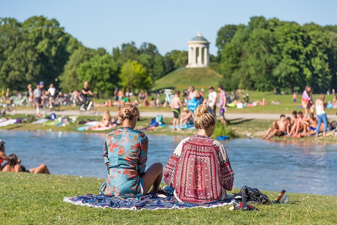 Munich History Tour: Private & Personalized with a Local Guide - Why a private Munich walk can be useful