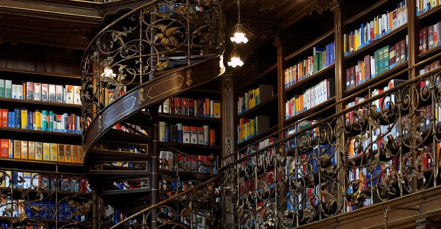 Munich: Law Library Guided Visit with Entry Tickets - Booking, Cancellation, and Access