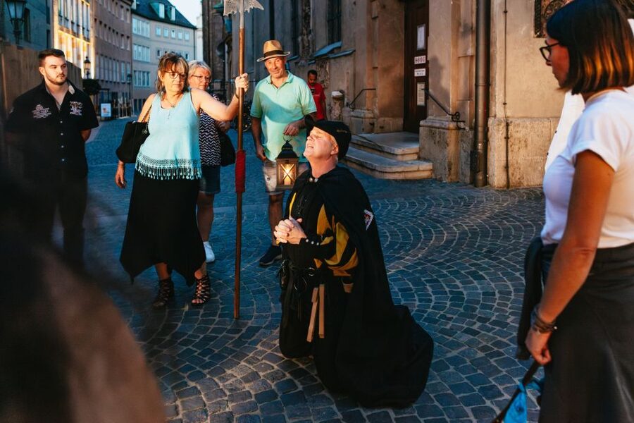Munich: Middle Ages Tour with Night Watchman - Why this short walk works so well
