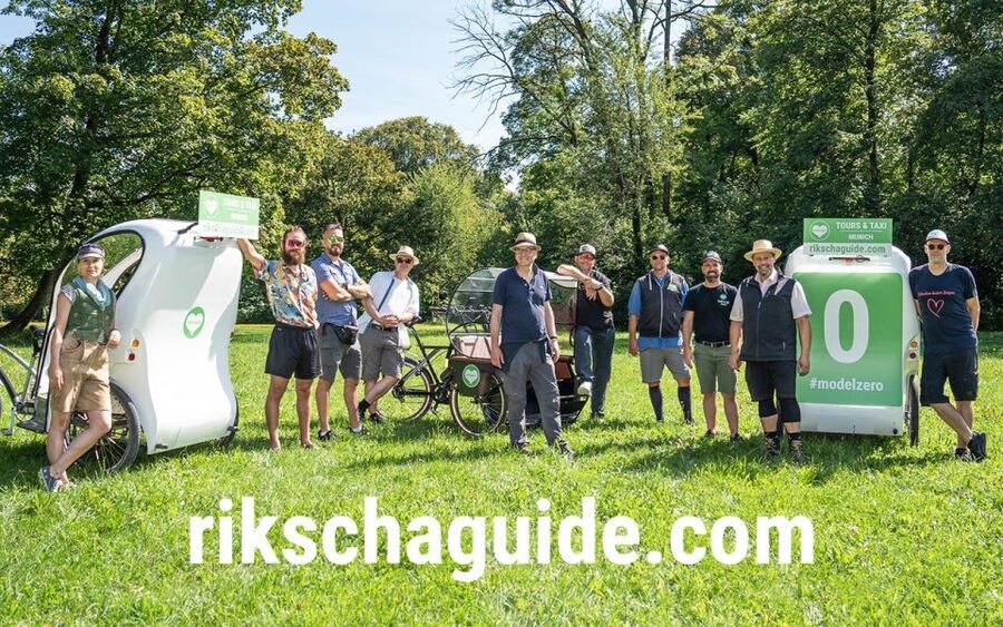 Munich: Old Town and English Garden Rickshaw Tour - Key points at a glance