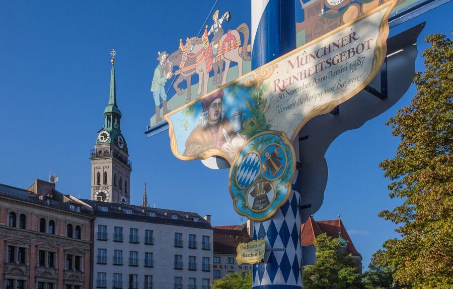 Munich: Old Town Guided Walking Tour - Key points at a glance