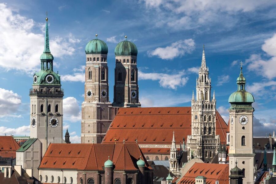 Munich: Old Town Guided Walking Tour - Frauenkirche, church stories, and Munich’s skyline
