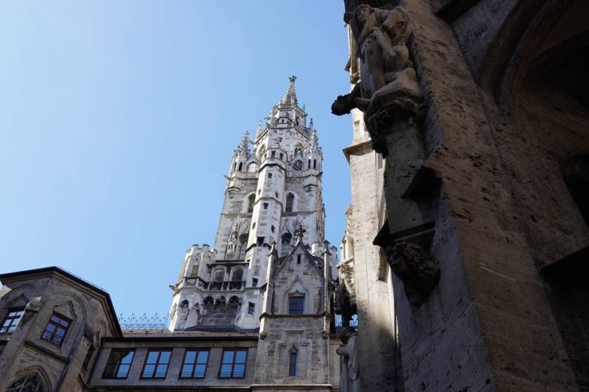Munich: Old Town Guided Walking Tour - History from medieval rulers to modern Munich