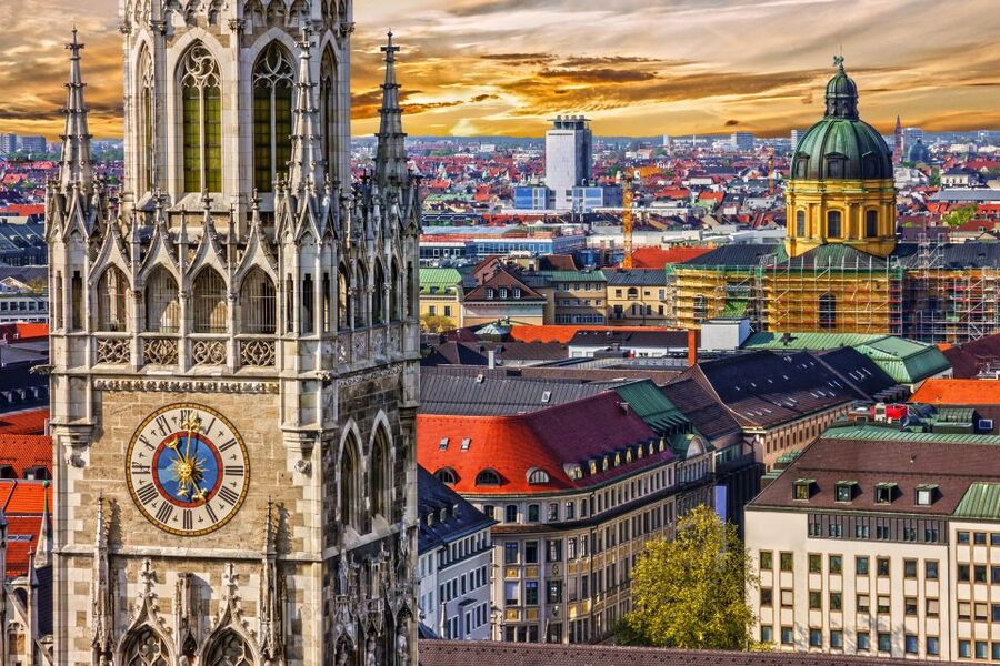 Munich: Old Town Highlights Private Walking Tour - How much value do you get for $392?