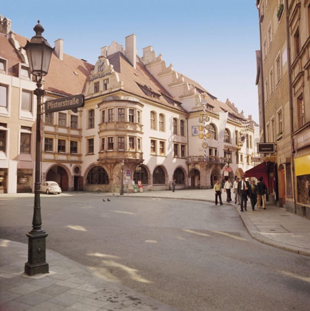 Munich: Private or Group Third Reich and WWII Walking Tour - Seeing war damage beside memorials