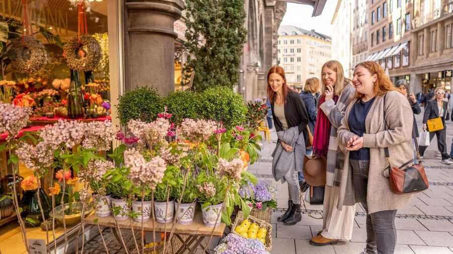 Munich: Private Personalized Walking Tour with a Local Host - Key points to know before booking