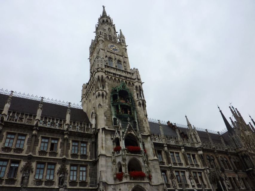 Munich: Private Walking Tour of the Historical City Center - Frauenkirche and the famous twin towers