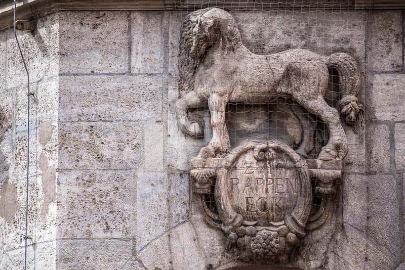 Munich: Raven Black Witches and Executioners Walking Tour - The German-language question
