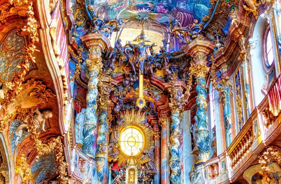 Munich: Residenz Museum Tickets and 2,5-hour Guided Tour - What the $56 price really covers