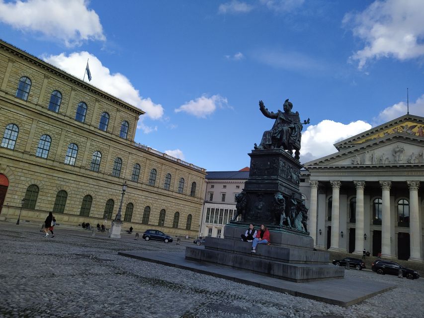 Munich Residenz: Private Tour with artists and historians - Why the Munich Residenz needs a guide