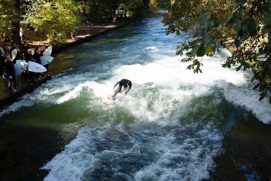 Munich Surf Experience Surfing In Munich Eisbach River Wave - What the three-hour session gives you