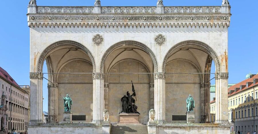 Munich: Third Reich & WWII Walking Tour - Who should book this Munich walking tour?